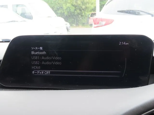 ＭＡＺＤＡ３　セダン（マツダ）の車両写真