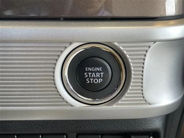 スペーシア　ギア（スズキ）の車両写真