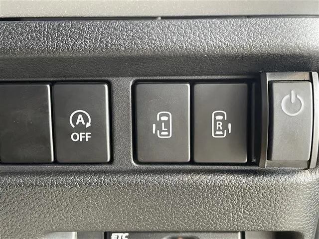 スペーシア　ギア（スズキ）の車両写真