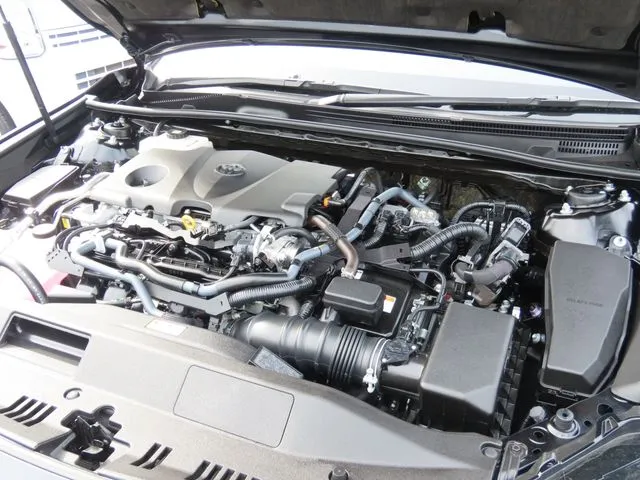 カムリ　ハイブリッド（トヨタ）の車両写真