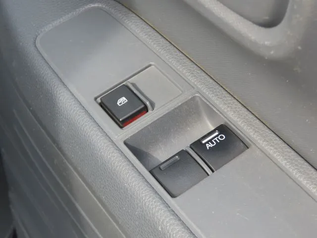 Ｎ－ＶＡＮ　４ＷＤ（ホンダ）の車両写真