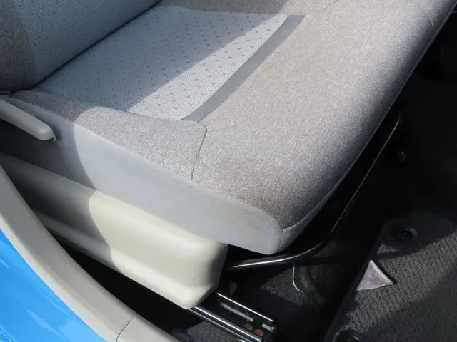 パッソ（トヨタ）の車両写真