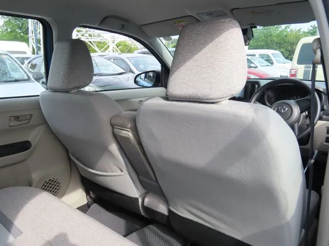 パッソ（トヨタ）の車両写真