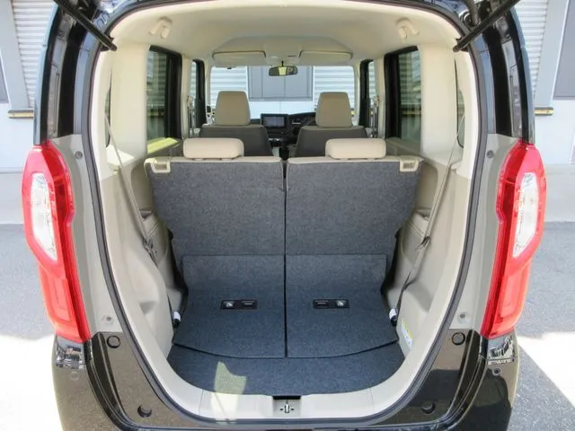 Ｎ　ＢＯＸ（ホンダ）の車両写真