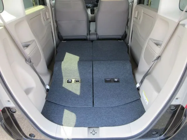 Ｎ　ＢＯＸ（ホンダ）の車両写真