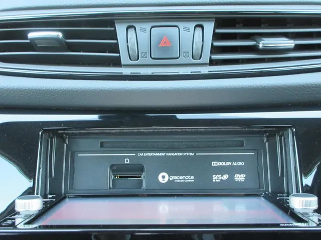 エクストレイル　ハイブリッド　２ＷＤ（ニッサン）の車両写真