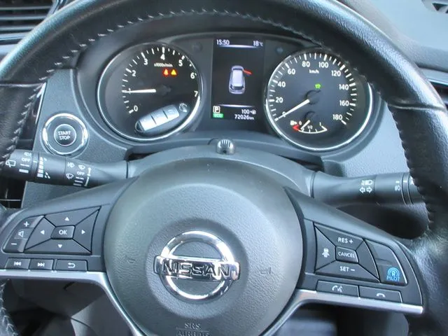 エクストレイル　ハイブリッド　２ＷＤ（ニッサン）の車両写真