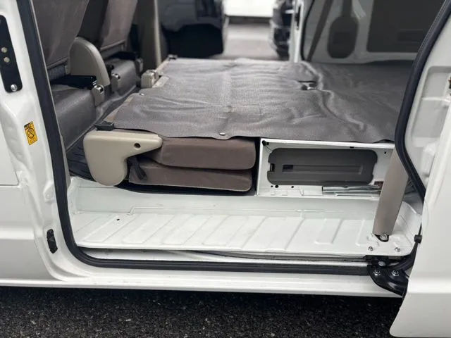ＮＶ１００クリッパー（ニッサン）の車両写真