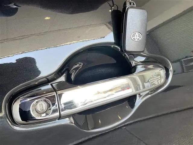 アクア（トヨタ）の車両写真