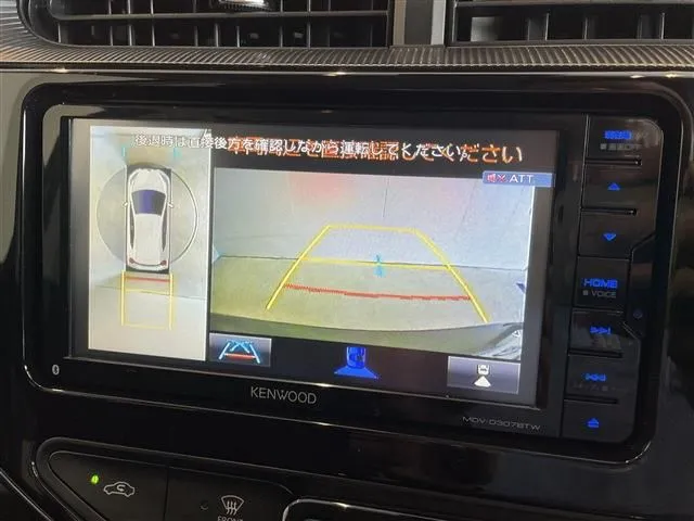 アクア（トヨタ）の車両写真