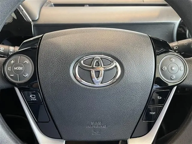 アクア（トヨタ）の車両写真