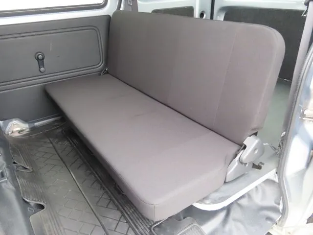 ハイゼットカーゴ（ダイハツ）の車両写真