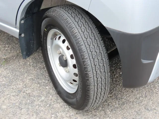 ハイゼットカーゴ（ダイハツ）の車両写真