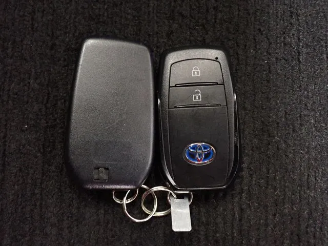 トヨタ　ヤリス　ハイブリッド