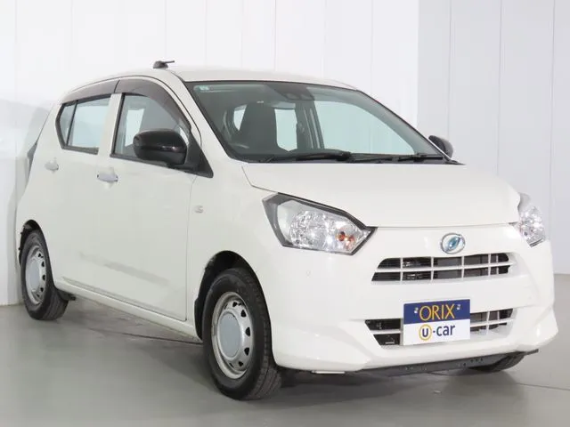 ミラ　イース（ダイハツ）の車両写真