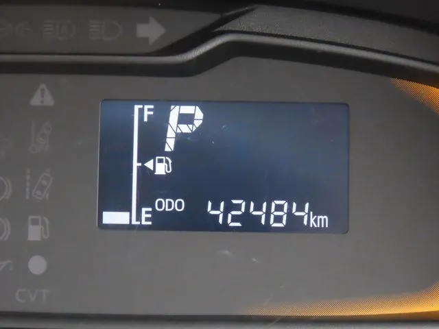 ミラ　イース（ダイハツ）の車両写真