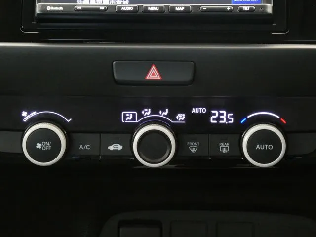 ホンダ　フィット　ｅ：ＨＥＶ