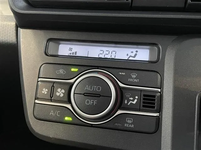 タント（ダイハツ）の車両写真