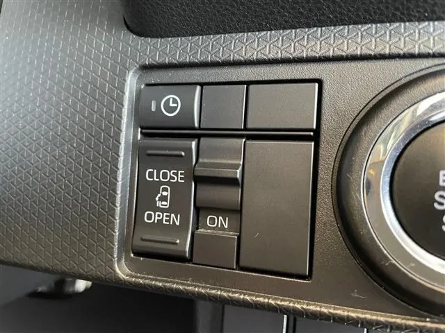 タント（ダイハツ）の車両写真