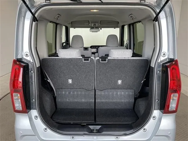 タント（ダイハツ）の車両写真