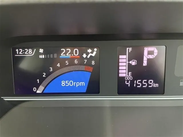 タント（ダイハツ）の車両写真