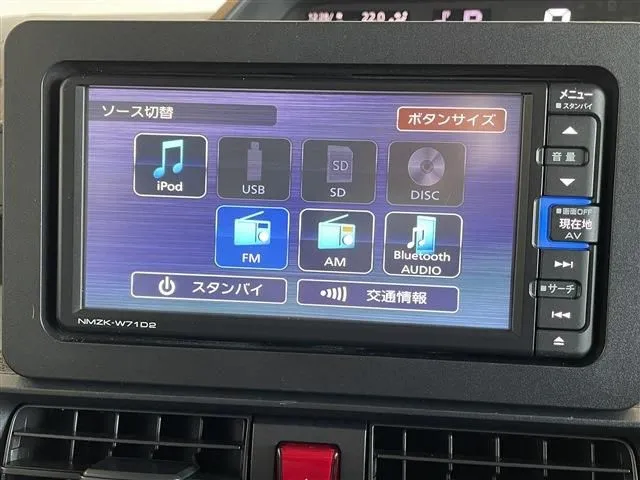 タント（ダイハツ）の車両写真