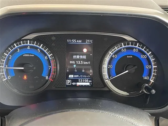 ルークス（ニッサン）の車両写真