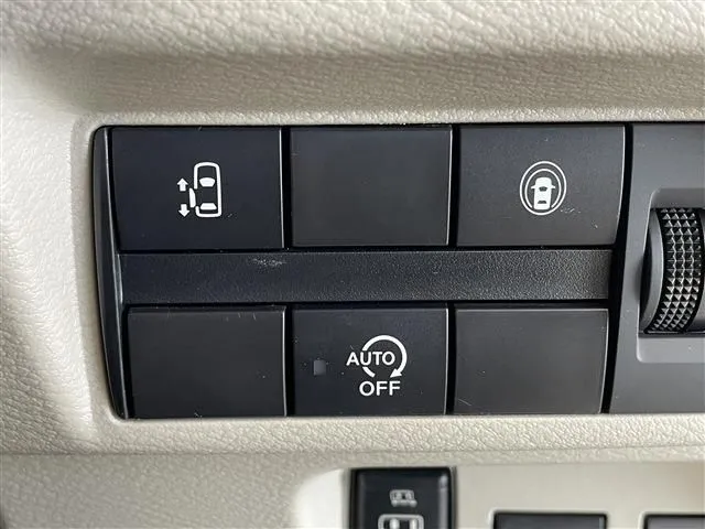 ルークス（ニッサン）の車両写真