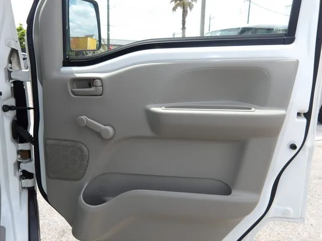 マツダ　スクラムバン