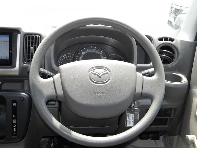 マツダ　スクラムバン