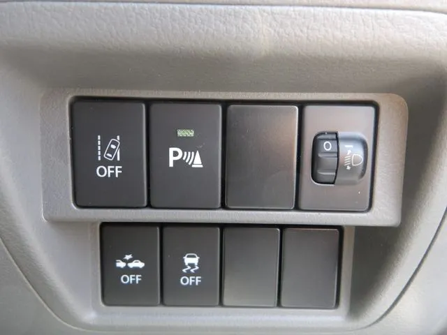 マツダ　スクラムバン