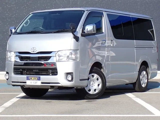 ハイエースバン 2WD(トヨタ)の車両写真