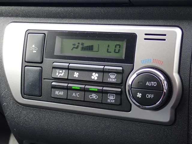 ハイエースバン 2WD(トヨタ)の車両写真