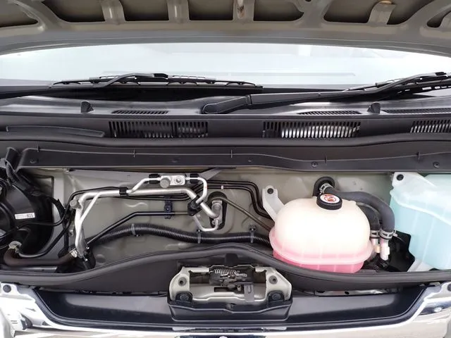 ハイエースバン 2WD(トヨタ)の車両写真
