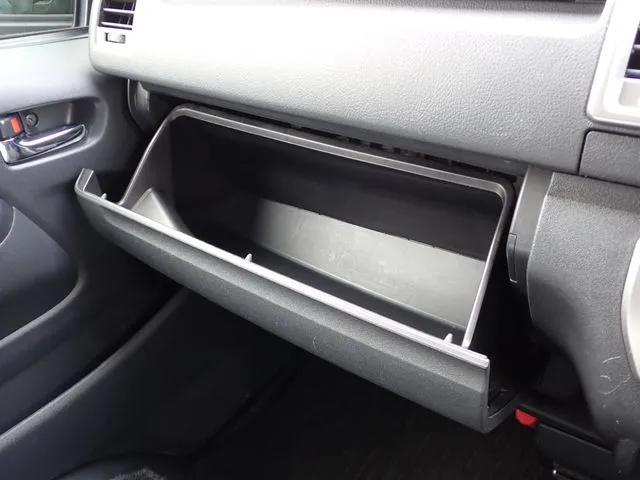 ハイエースバン 2WD(トヨタ)の車両写真