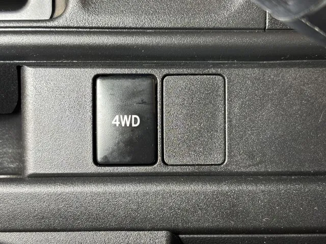 ダイハツ ハイゼットカーゴ 4WD