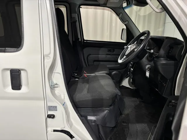 ダイハツ ハイゼットカーゴ 4WD
