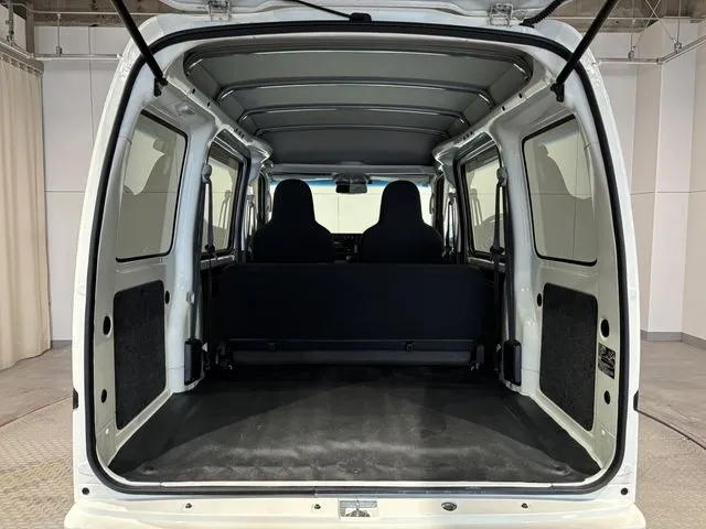 ダイハツ ハイゼットカーゴ 4WD