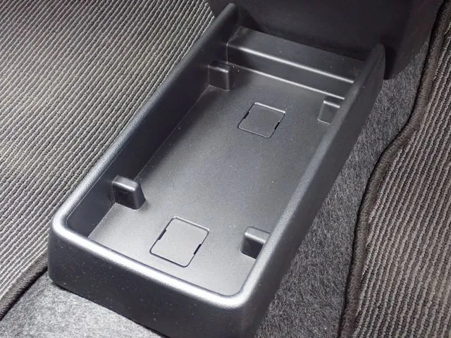 ダイハツ　ミラ　イース