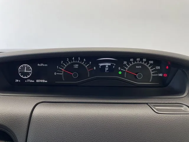N BOX(ホンダ)の車両写真