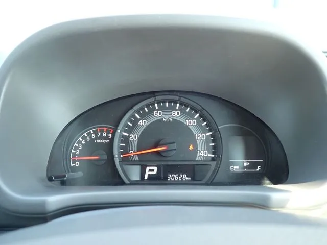 ＮＶ１００クリッパー（ニッサン）の車両写真