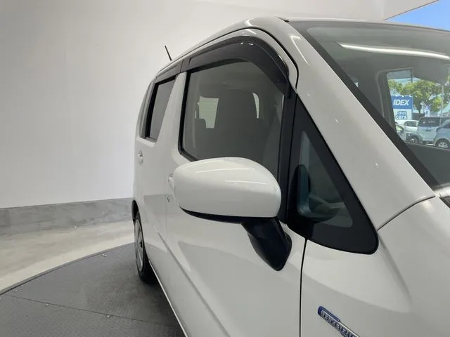 ワゴンＲ（スズキ）の車両写真