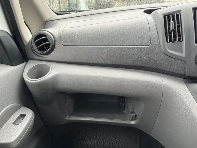 ＮＶ２００バネットバン（ニッサン）の車両写真