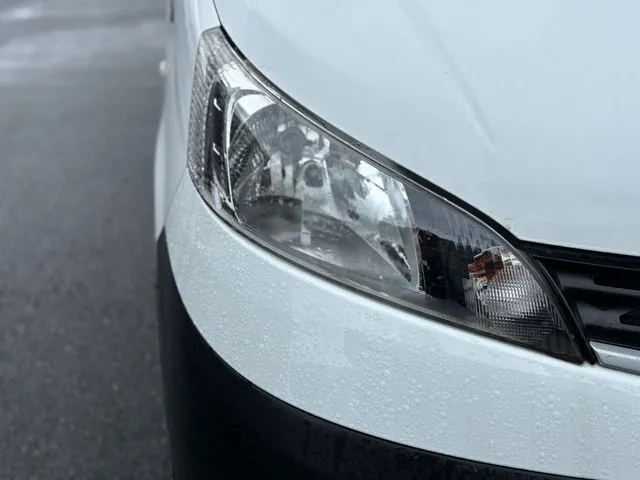 ＮＶ２００バネットバン（ニッサン）の車両写真