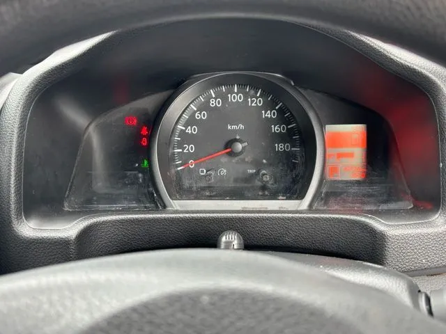 ＮＶ２００バネットバン（ニッサン）の車両写真