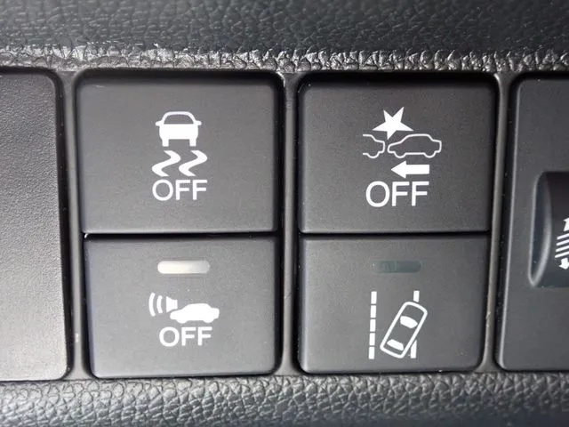 フィット　ハイブリッド（ホンダ）の車両写真