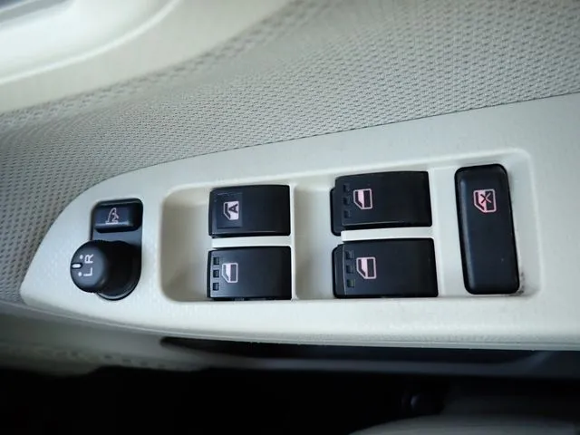 ダイハツ　ムーヴ