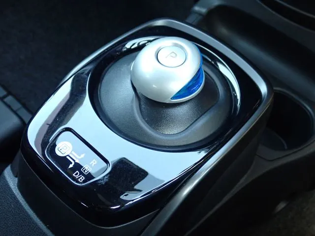 ノート（ニッサン）の車両写真