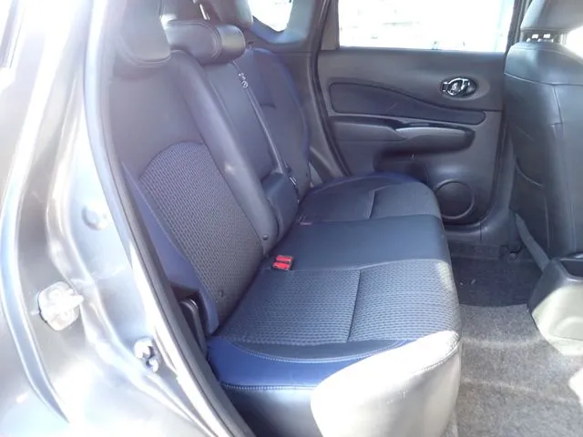 ノート（ニッサン）の車両写真