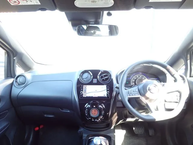 ノート（ニッサン）の車両写真